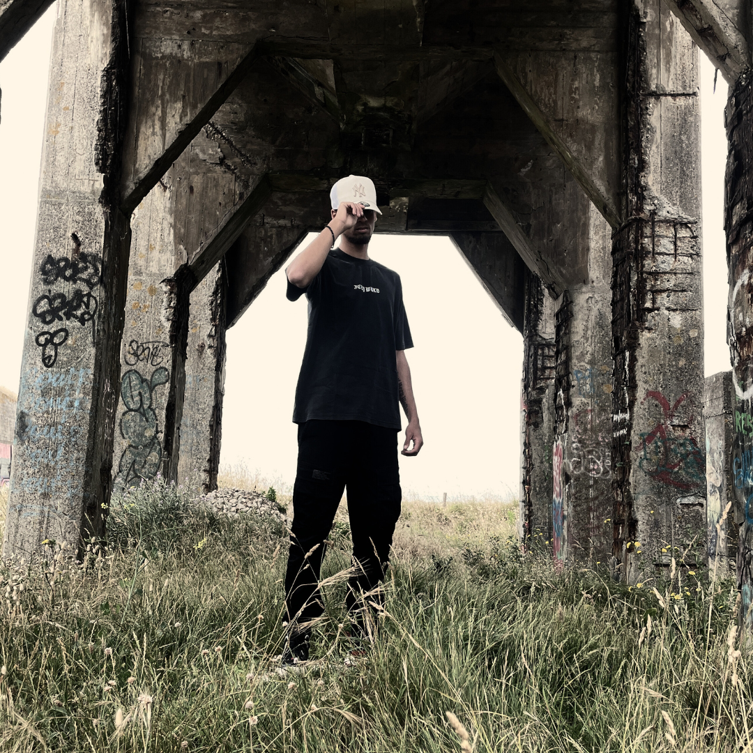 "Enter the Ice Age" - T-shirt